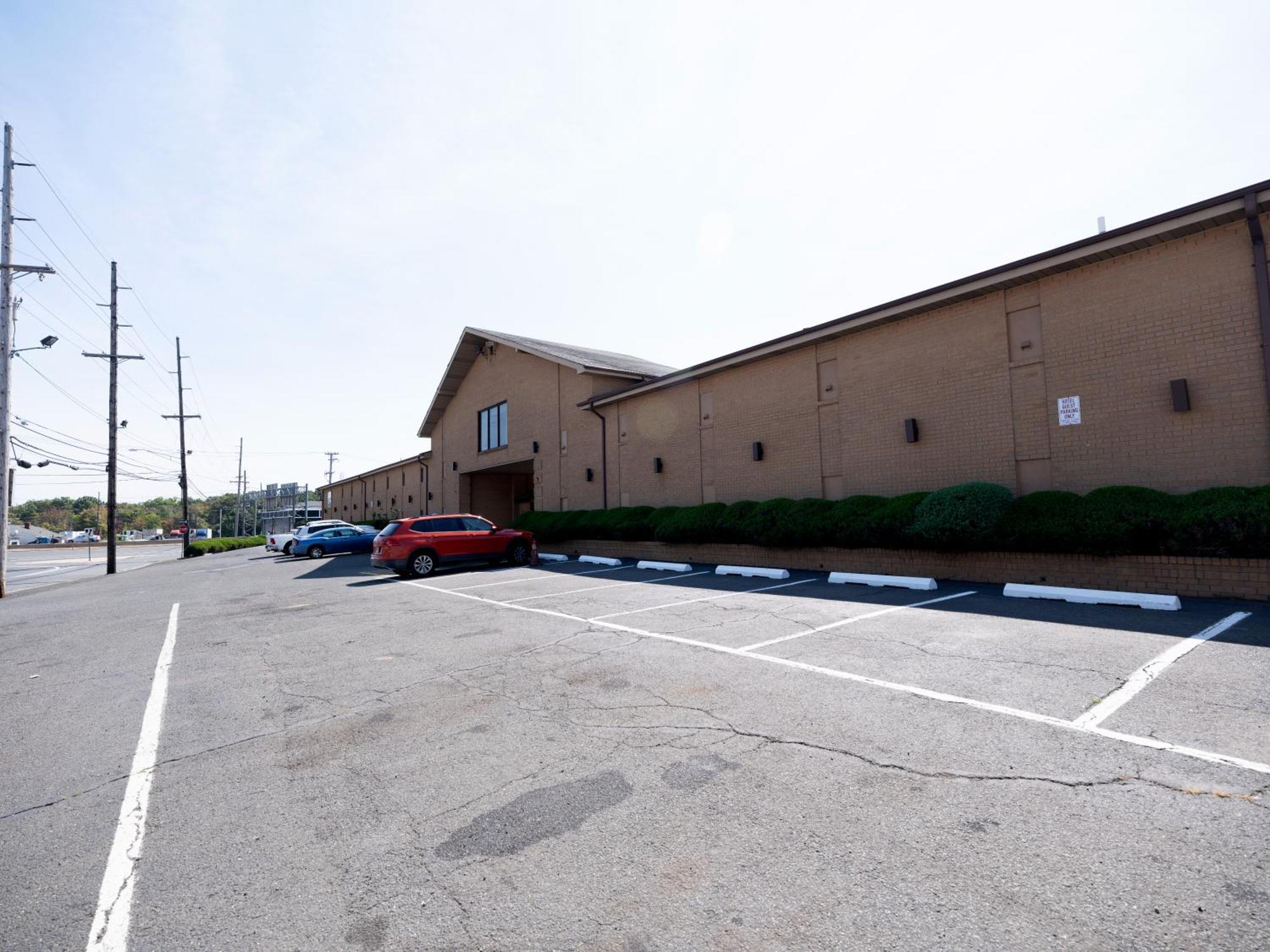 Knights Inn South Amboy Εξωτερικό φωτογραφία